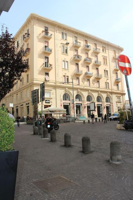 Nel Cuore Del Vomero Apartament Napoli Esterno foto