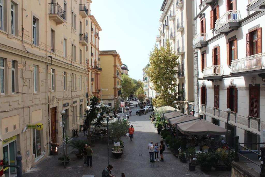 Nel Cuore Del Vomero Apartament Napoli Esterno foto